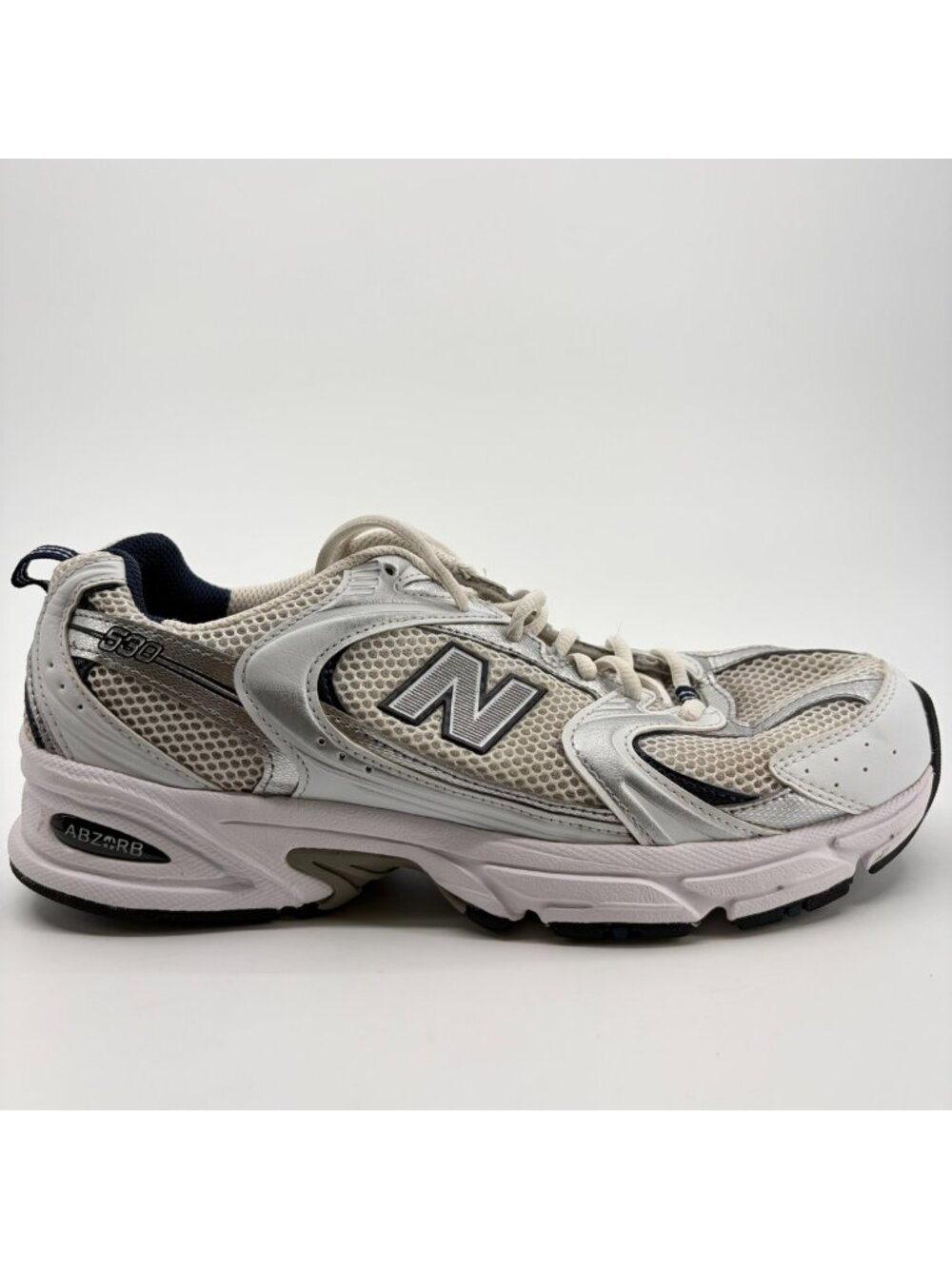 New Balance 530 Mens Size 8 White Silver Athletic Running Walking Shoes Sneakers